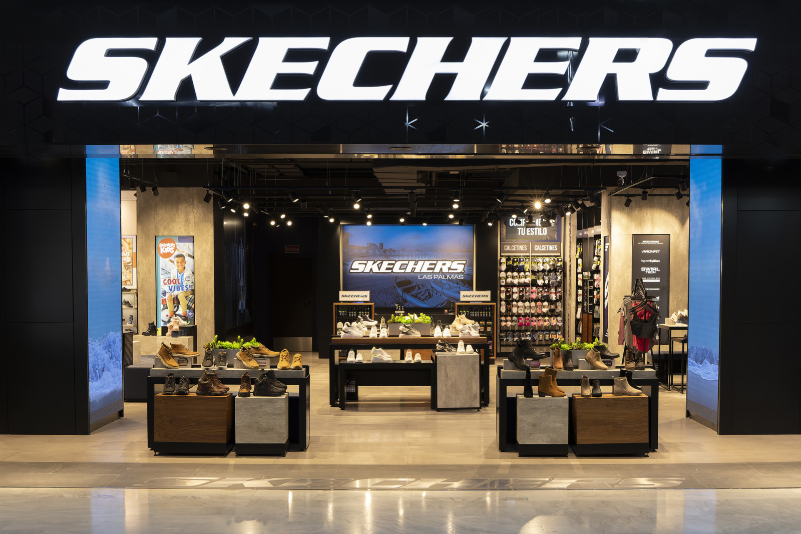 SKECHERS LAS ARENAS