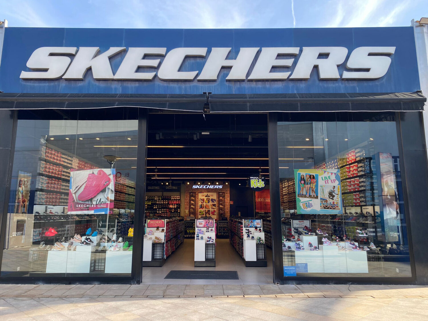 SKECHERS LAS TERRAZAS