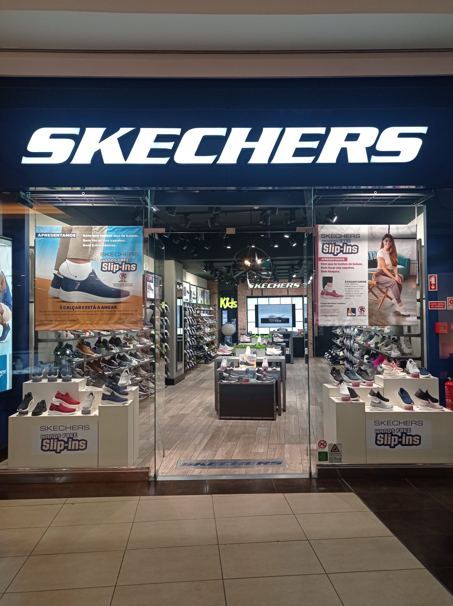 SKECHERS LEIRIA SHOPPING