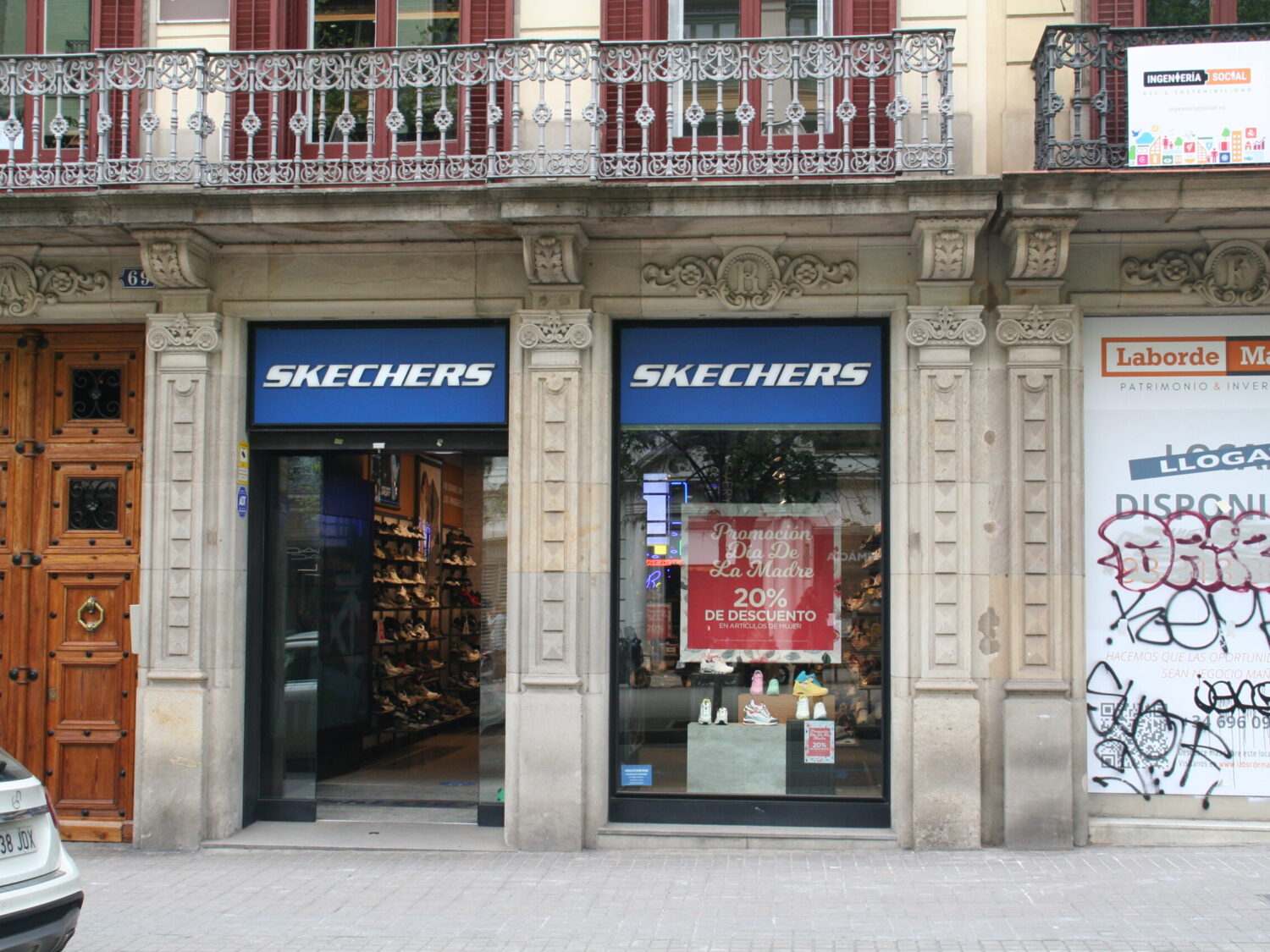 SKECHERS RAMBLA CATALUNYA