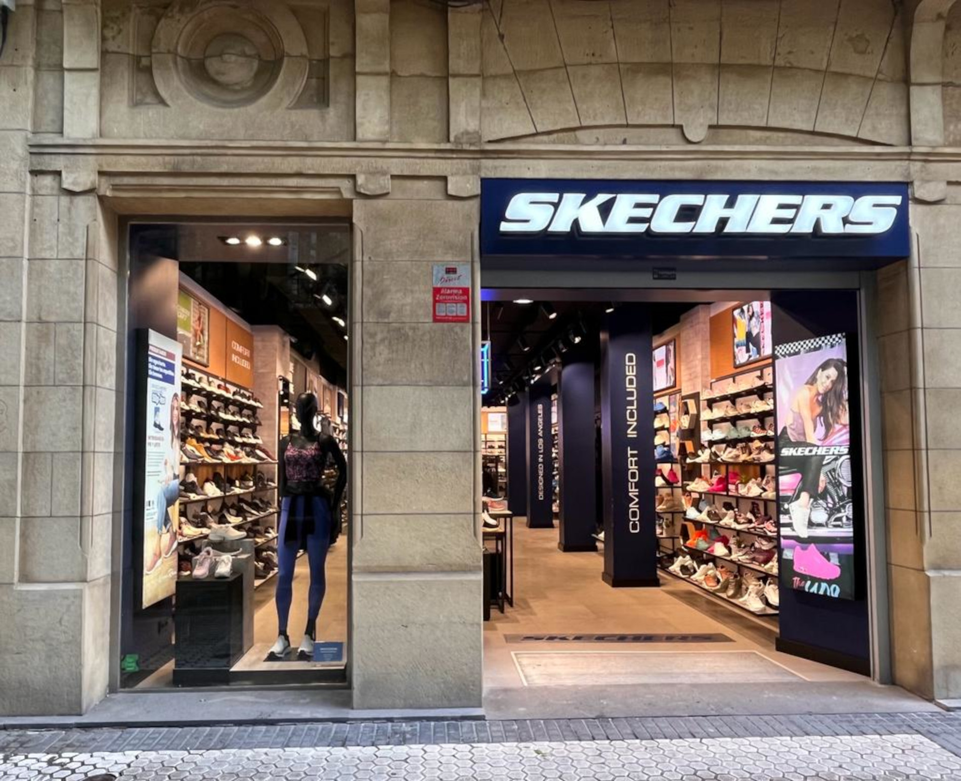 SKECHERS SAN SEBASTIAN